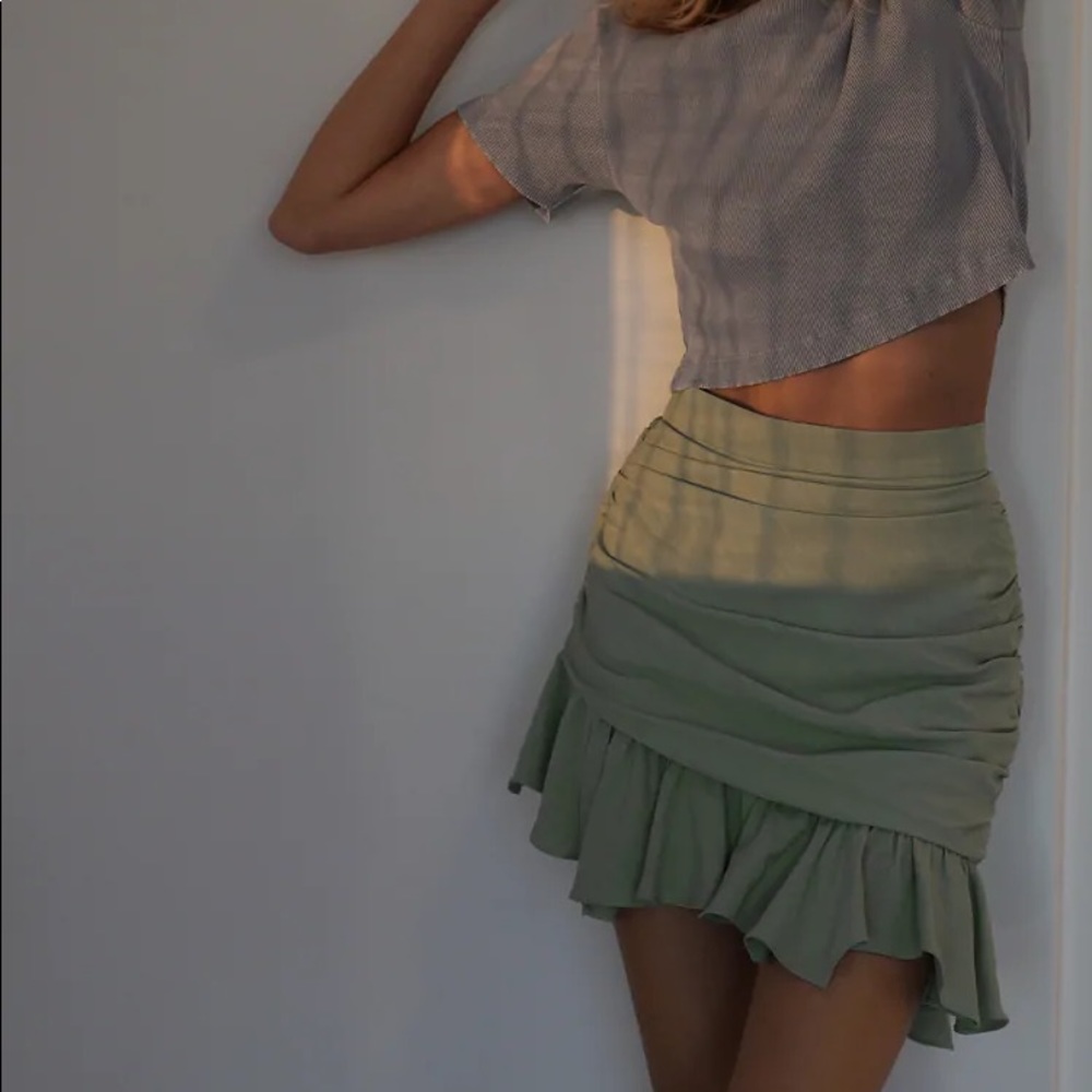 Zara Draped Mini Skirt in Velvet Black Blogger Fav - Picture 1 of 14